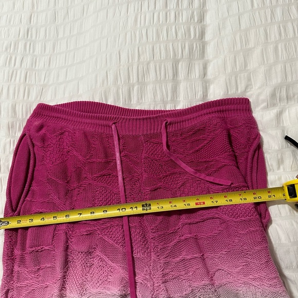 Twenty Monreal. Crossover Netting Sweater Dip Dye
Joggers - Picture 5 of 6